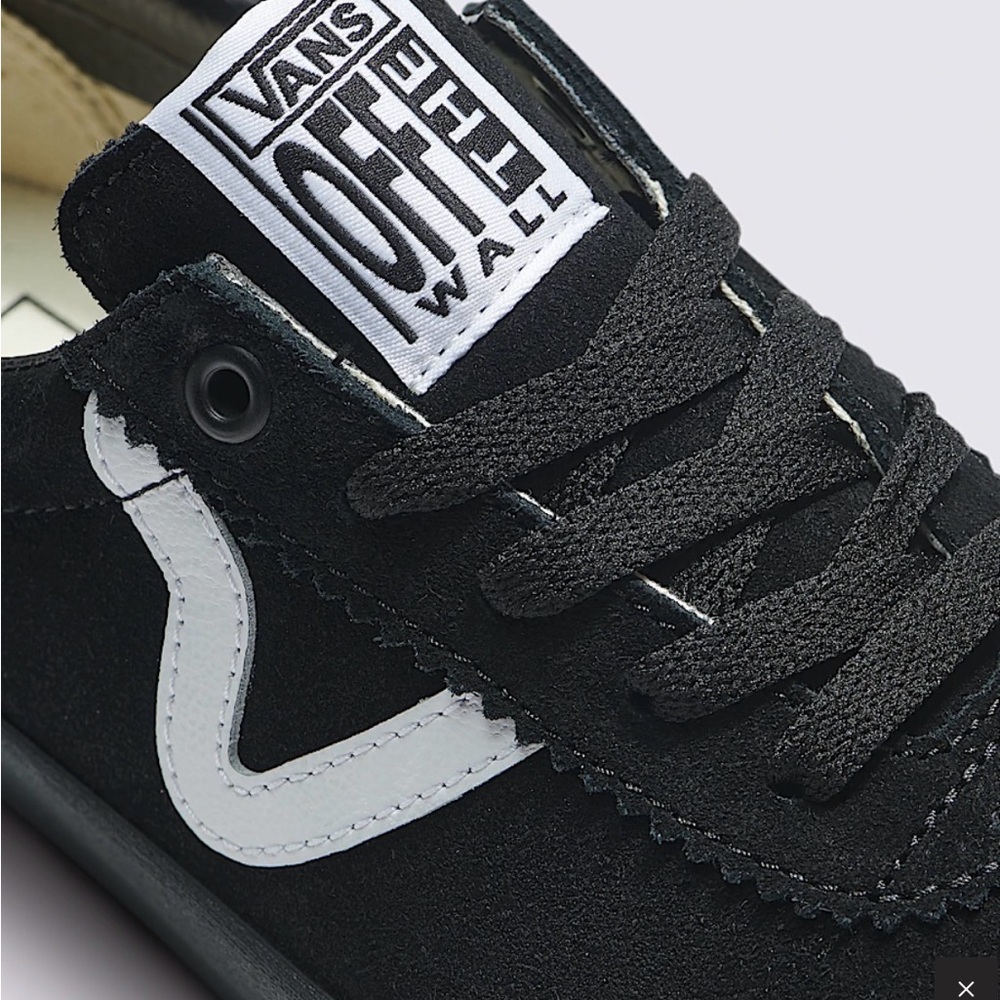 NEW VANS BLACK SUEDE & LEATHER Sport Low Shoe SNEAKER SZ M 7 W 8.5
BRAND NEW - Picture 4 of 14